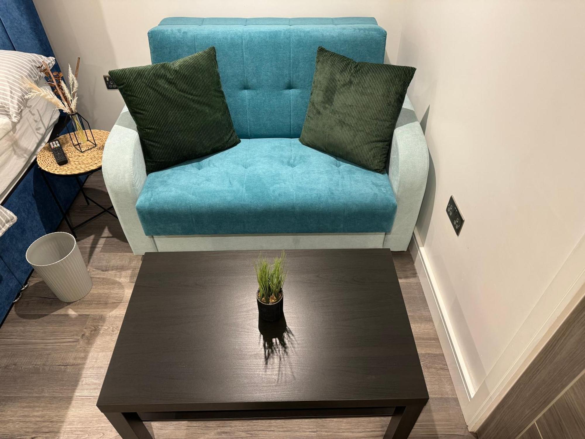Southgate Luxury Apartments Elland Exteriör bild