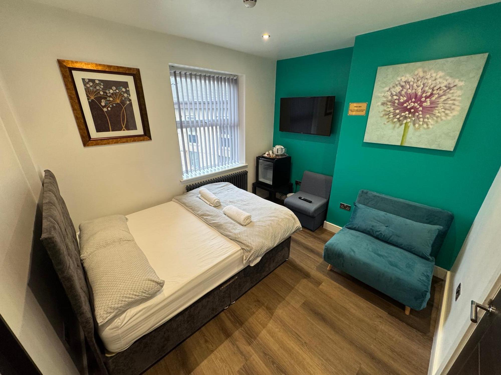 Southgate Luxury Apartments Elland Exteriör bild